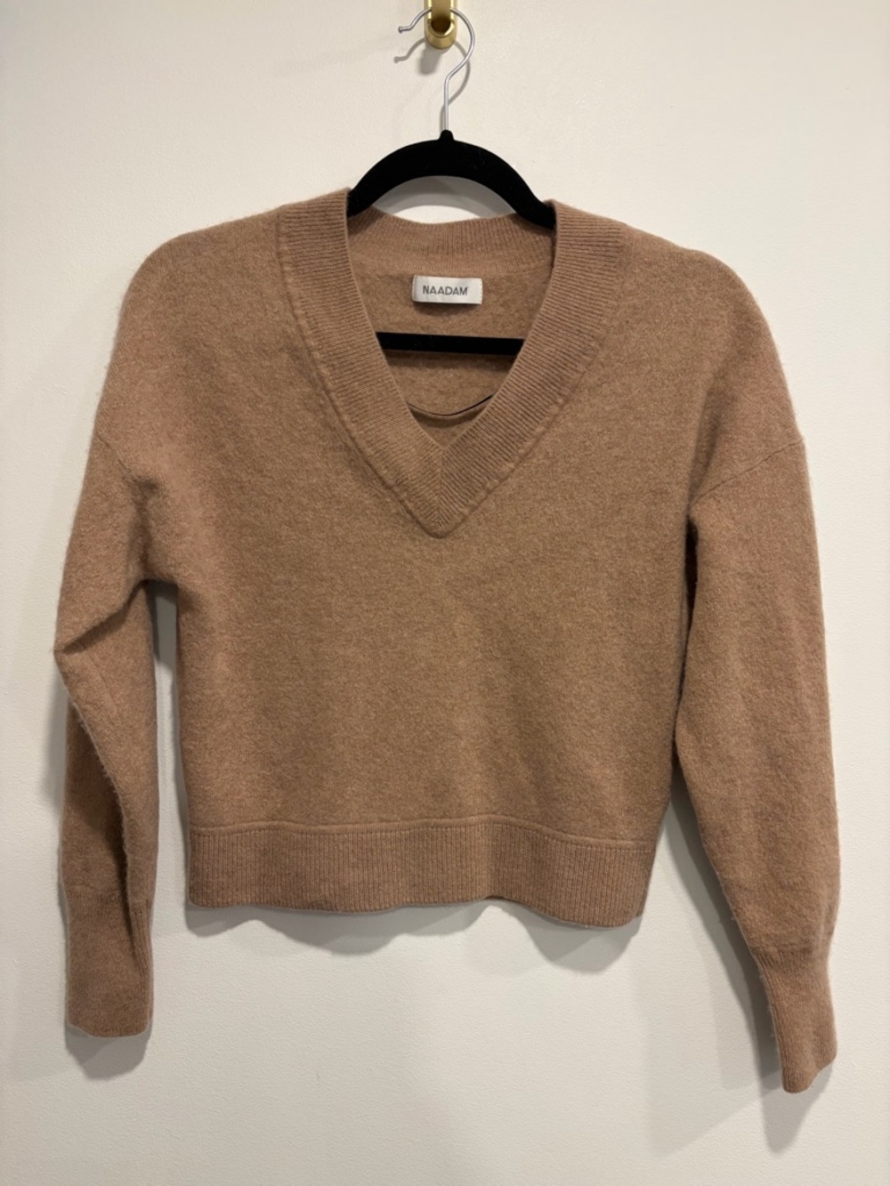 Naadam 100% Cashmere Sweater Cropped V Neck Beige Minimalist Soft Knit S/M